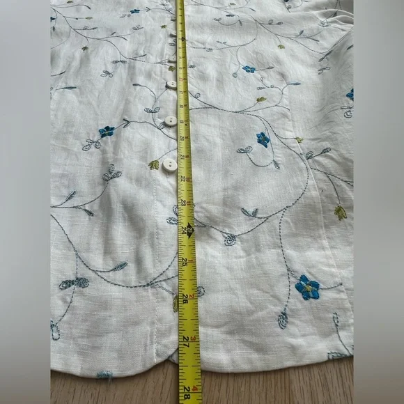 Sarah Spencer 100% Linen Embroidered Floral Button Front Shirt 2X White Blue - Picture 8 of 10